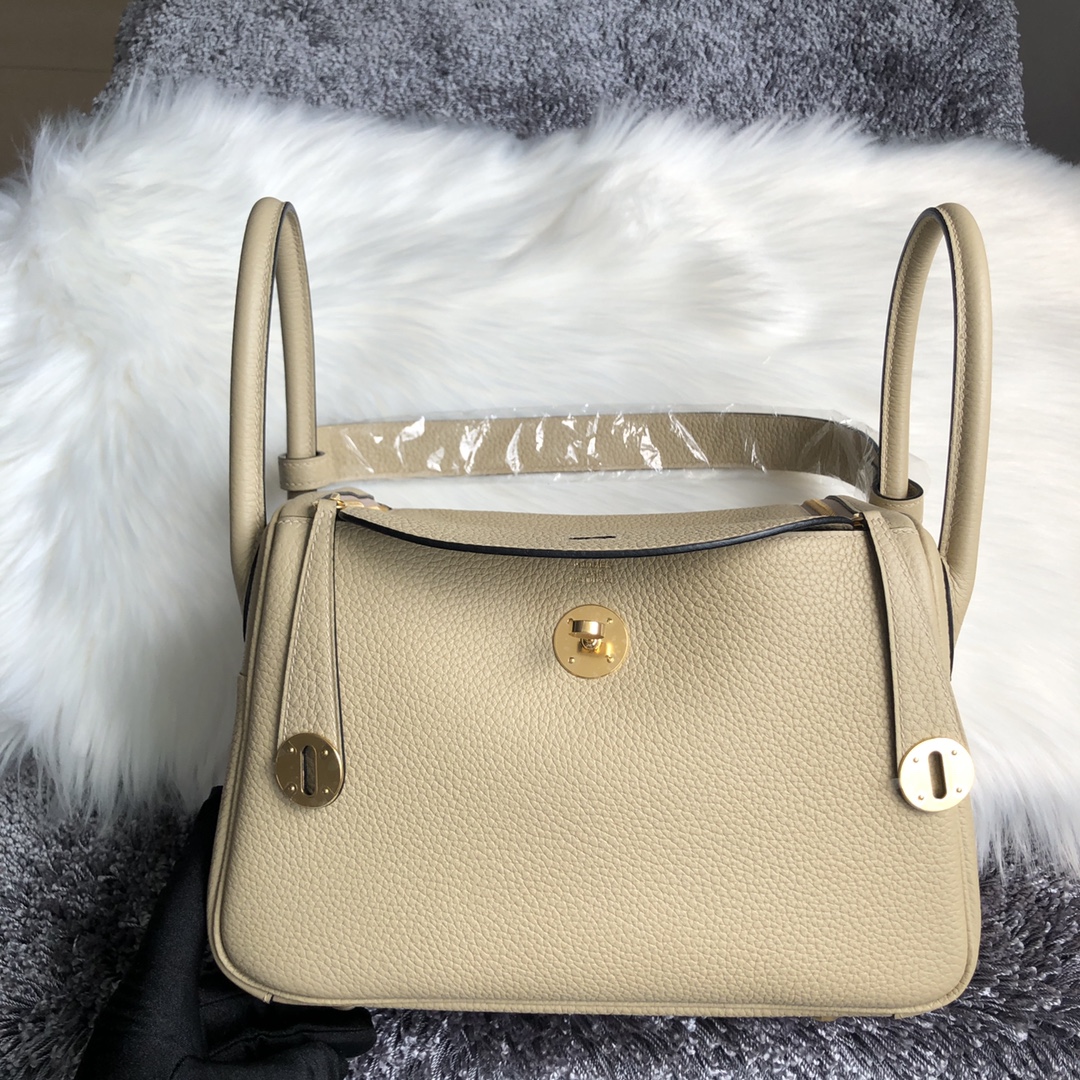 에르메스 린디백26 트렌치 금장 소가죽